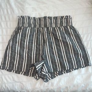 Wild Fable, XS shorts, grey and white